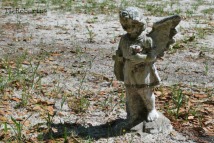 angel grave marker